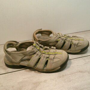 Clarks Gray Privo Leather Vapor Mist Leather Fisherman Sandals Women's Size 9.5